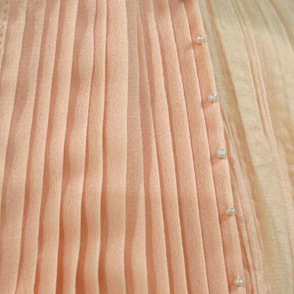 JG Hook Blouse Top Size 8 Blush Pink Pintuck Pearl Accents Career Demur Feminine - Picture 3 of 9